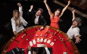 Dashboard promosi captain77 menampilkan berbagai penawaran bonus untuk Reactoonz dan permainan lain